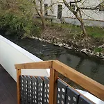 Burgauer Hof Apartamento *