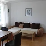 Burgauer Hof 아파트